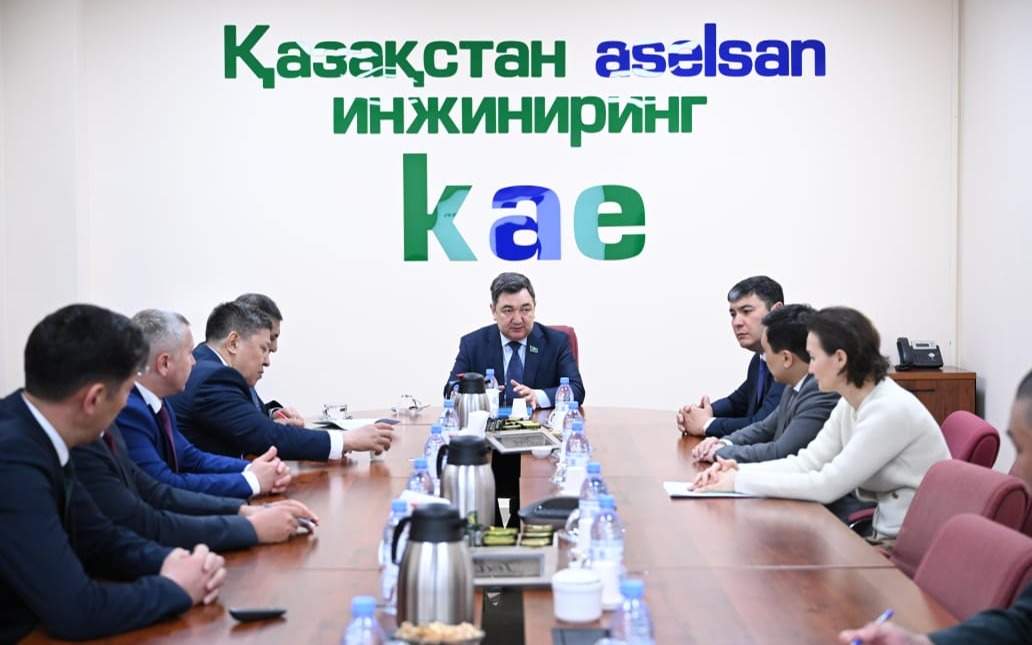 Визит-сенаторов-на-оборонные-предприятия-Казахстана