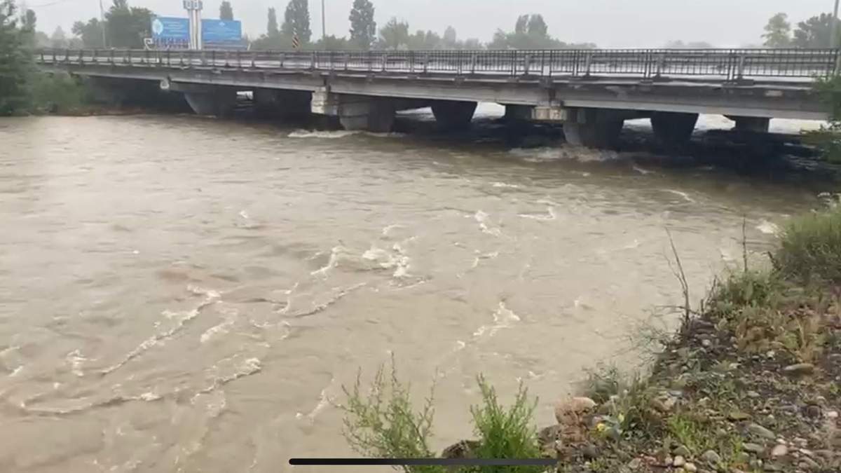 Уровень-воды-реки-Коксу-поднялся-в-Жетысу-из-за-дождей