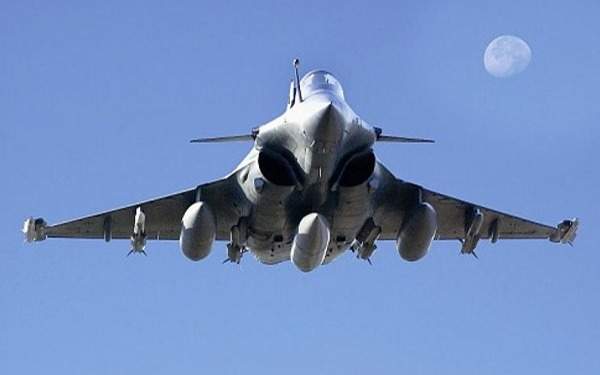 Франция и Сербия договорились о поставке истребителей Rafale