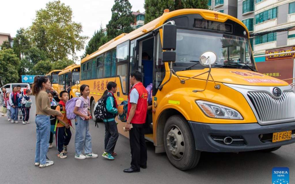 В Китае более 10 детей погибли или пострадали в ДТП возле школы