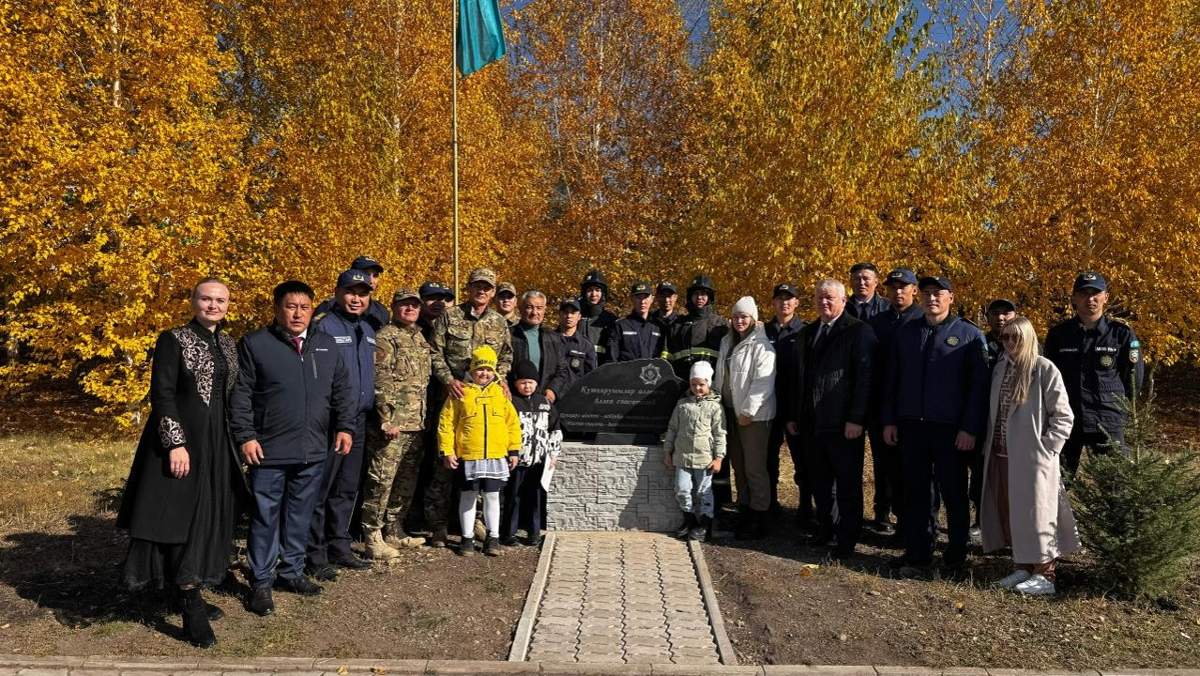 Аллею-спасателей-открыли-в-ВКО