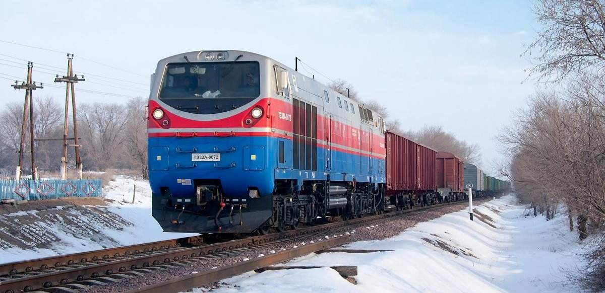 КТЖ эвакуирует 600 пассажиров поездов в связи с закрытием трассы Астана-Кокшетау