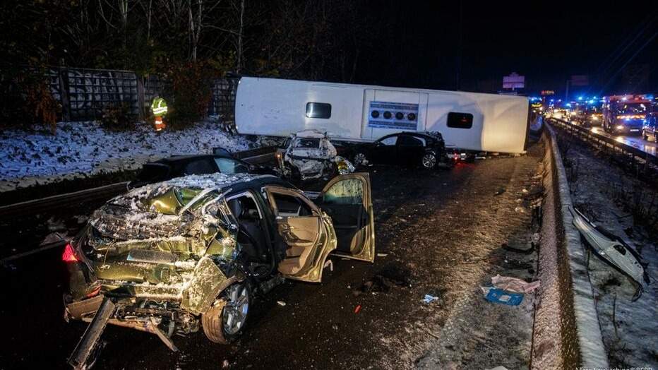 ДТП с пассажирским автобусом во Франции: десятки людей пострадали