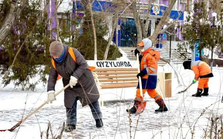 Туман и гололед: штормовое предупреждение объявили в Астане и 13 областях РК