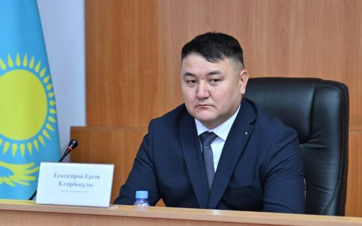 Назначен-аким-Аксуатского-района-области-Абай