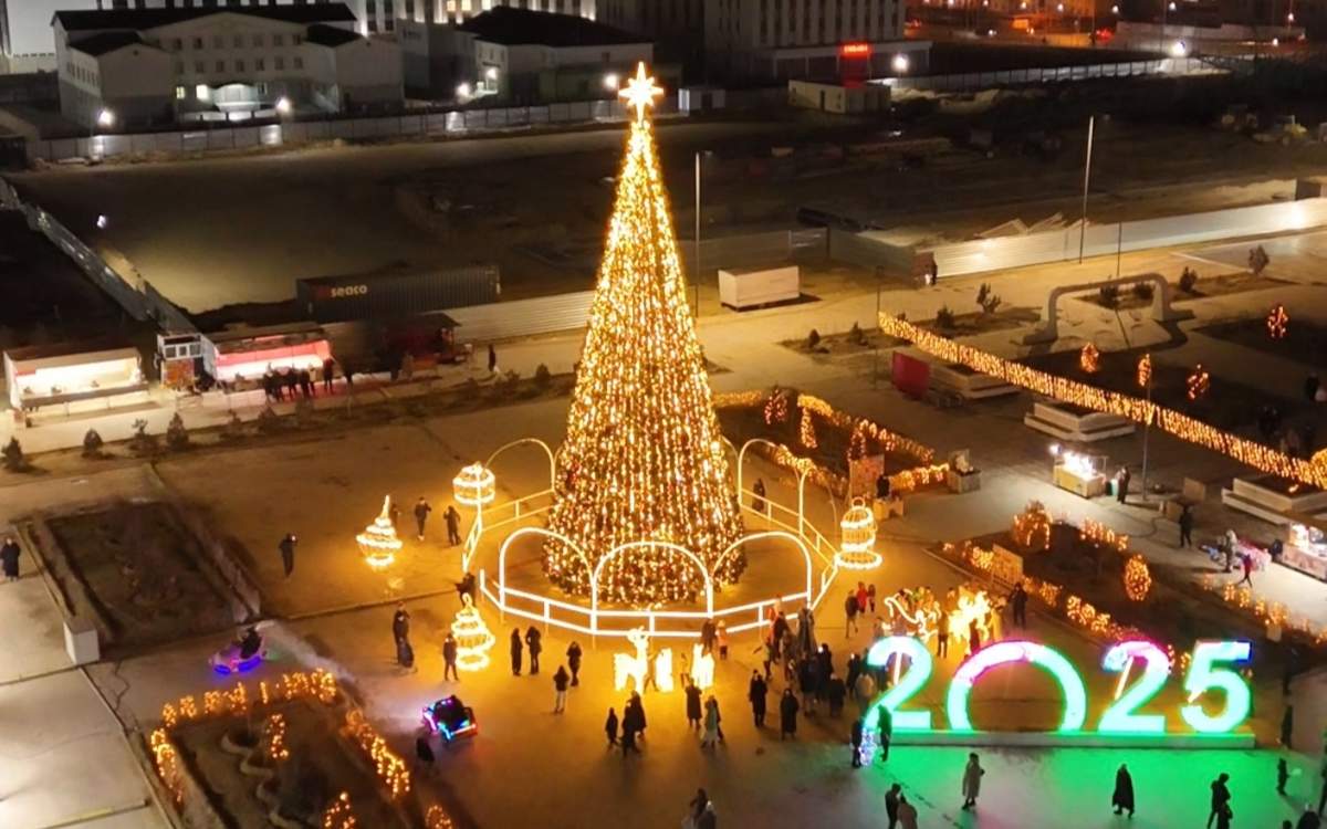 Предновогодний вид городов Казахстана — фоторепортаж