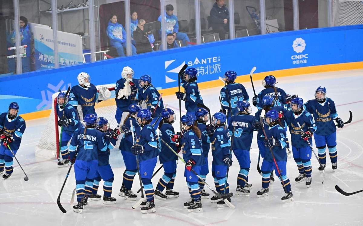 Кто станет соперником Казахстана на женском чемпионате мира по хоккею