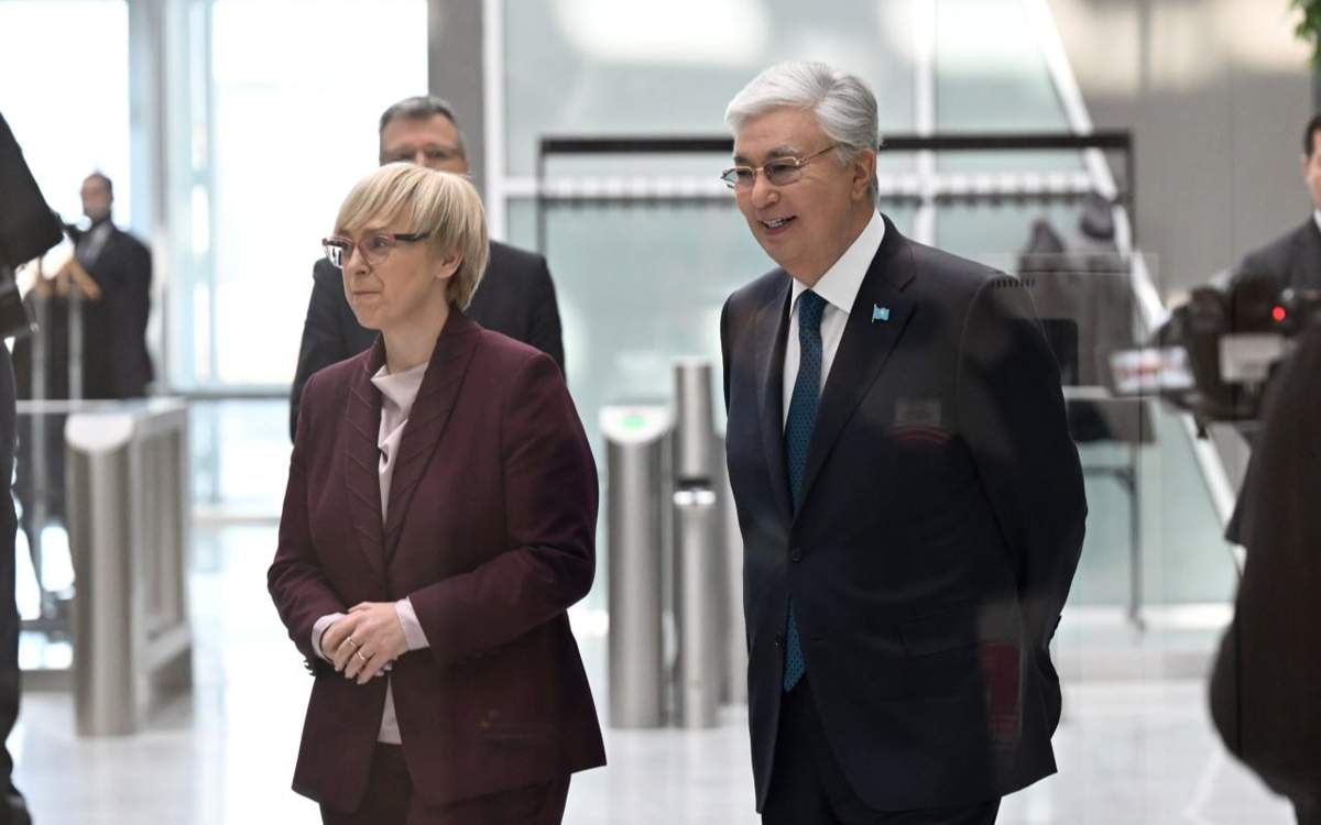 Президенты Казахстана и Словении посетили МФЦА