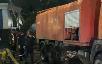 Непогода-в-Алматы:-озвучены-данные-о-поваленных-деревьях-и-сорванных-крышах
