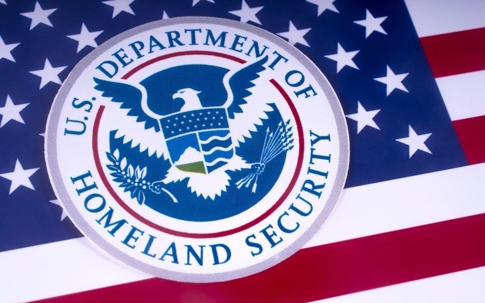 США выплатят $1000 нелегалам, которые самодепортируются