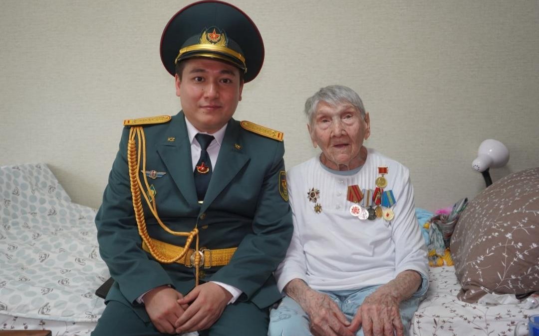 В День Победы участнице войны исполнилось 102 года