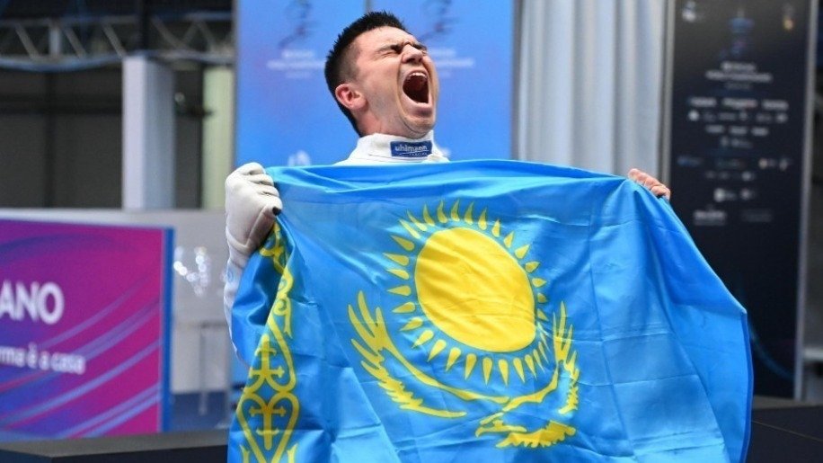 Казахстанский спортсмен завоевал «серебро» Гран-при по фехтованию на шпаге в Колумбии