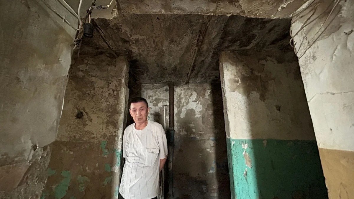 Аварийное жилье в Казахстане: жить нельзя выехать