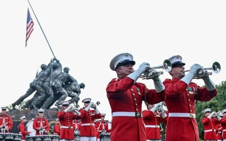 Масштабный военный парад пройдет в США в день рождения Трампа