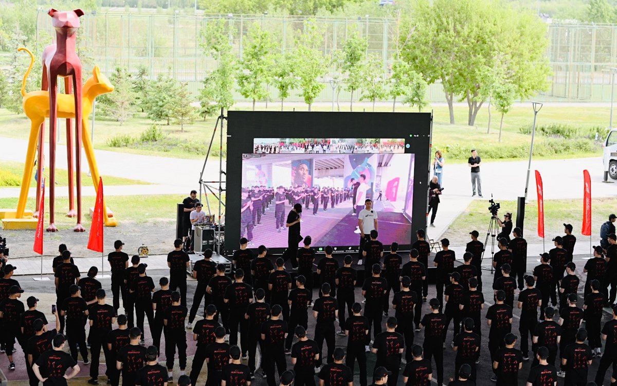 В Астане тысячи молодых людей поддержали экологическую акцию «Дала Қырандары»