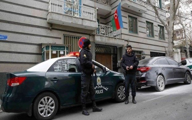 В-Иране-казнен-мужчина,-напавший-на-посольство-Азербайджана-в-2023-году