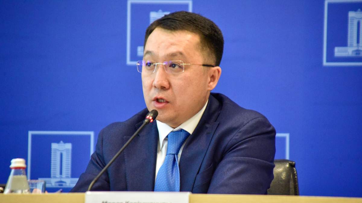 Останусь сосредоточенным: Марат Карабаев высказался о выговоре Президента
