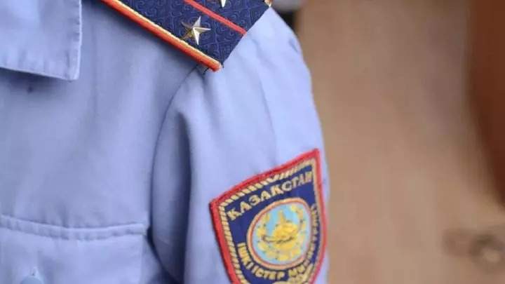 Полицию Алматы перевели на усиление из-за последних звонков