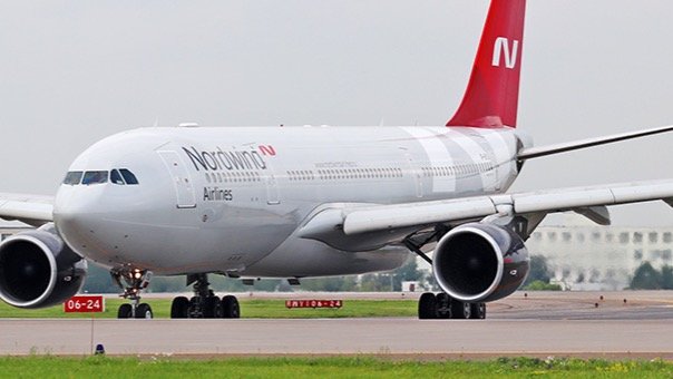 Самолет-boeing-777-экстренно-приземлился-в-Актобе-—-один-из-пассажиров-скончался