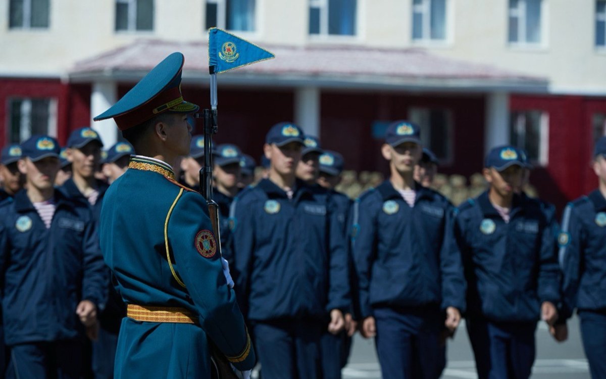 Почти-тысячу-образовательных-грантов-получили-военнослужащие-Нацгвардии