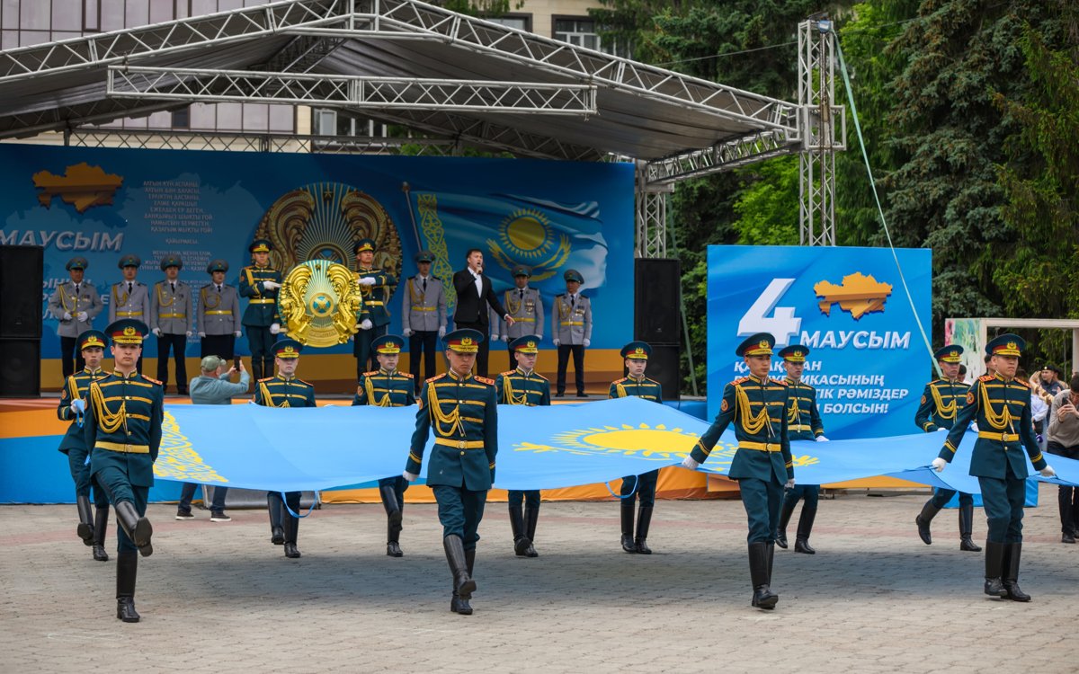 Патриотический забег ко Дню государственных символов прошел в СКО