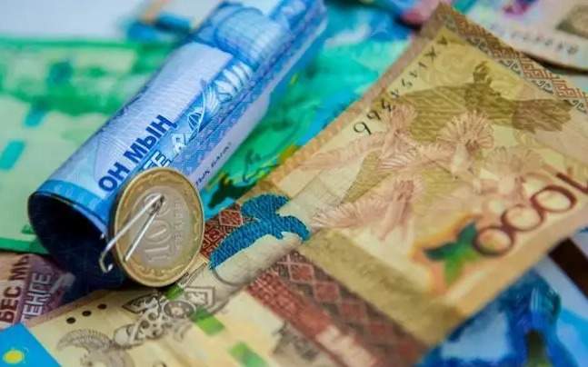 Трансферты из Нацфонда сократят до 2 трлн тенге в год