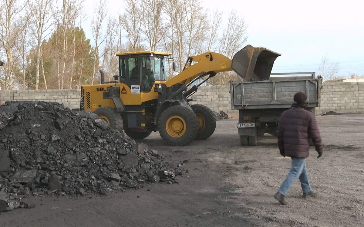 Посредникам в торговле углём полностью перекрыт доступ – Минпром Казахстана