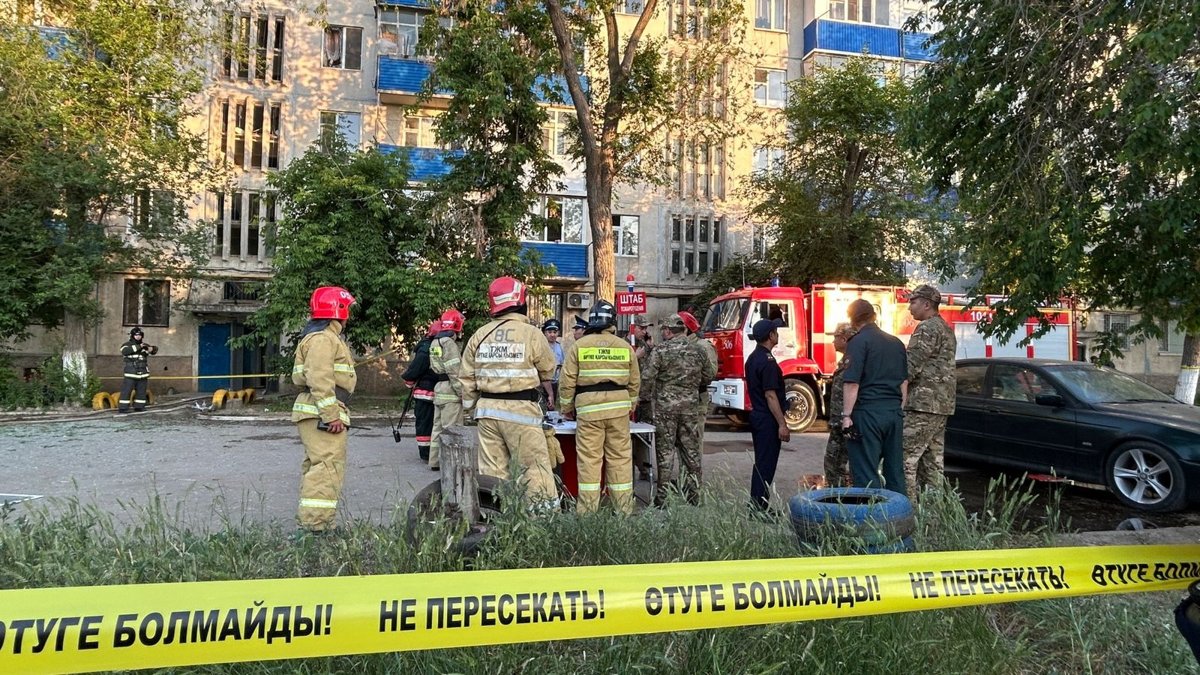 Взрыв в Актобе: эксперты проверяют пригодность дома