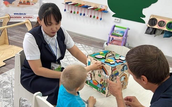 Службу ранней поддержки детей с проблемами в развитии откроют в Караганде