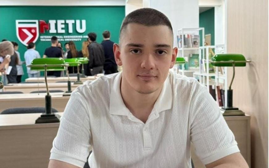 Студент из Казахстана прошел 260 курсов на Coursera и стал чемпионом