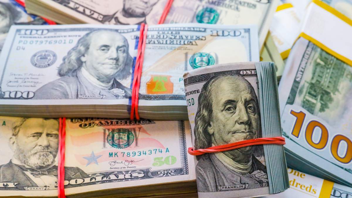 Курсы валют в обменниках Алматы и Астаны на 12 июня