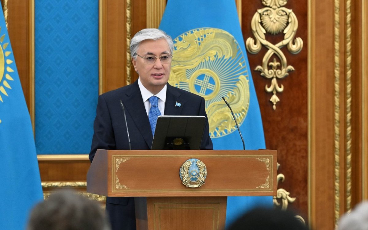 Президент РК: Казахстанские врачи ежегодно проводят тысячи операций на открытом сердце