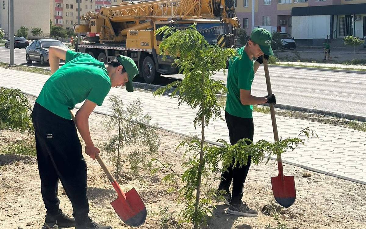 Где подростки могут подработать летом в Алматы
