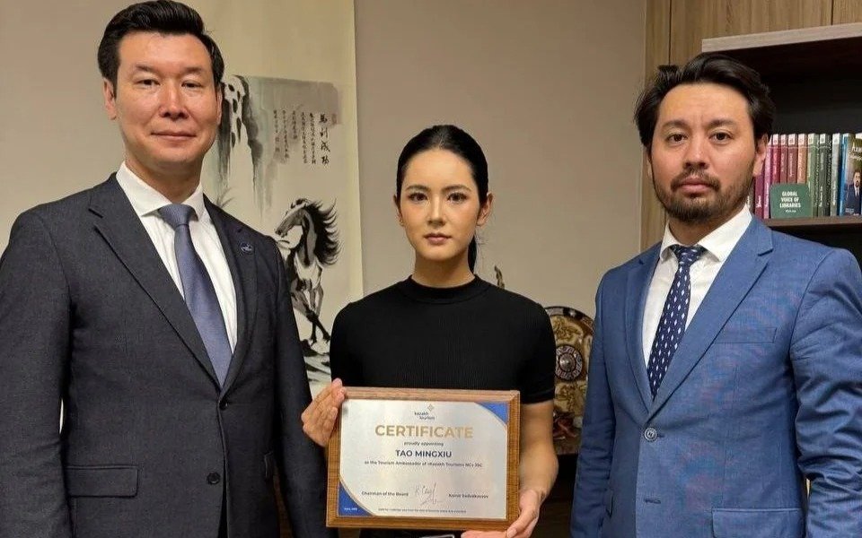 Популярный блогер из Китая стала амбассадором туризма Казахстана