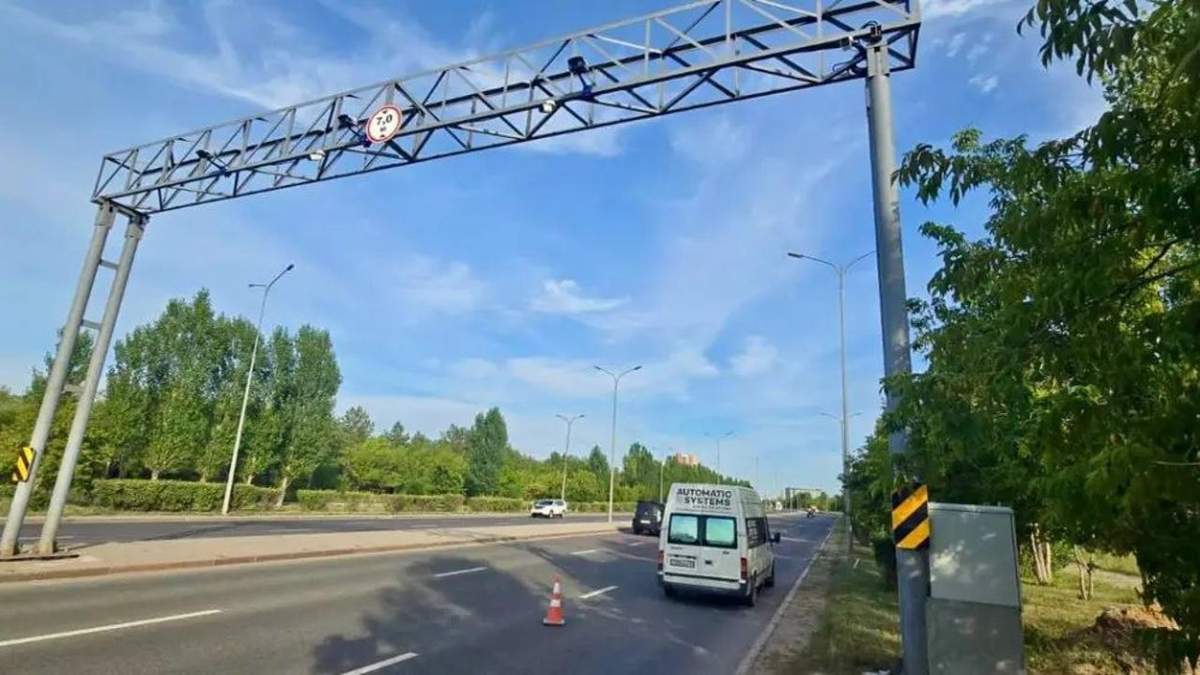 В Казахстане на станциях измерения веса автомобилей установят видеокамеры