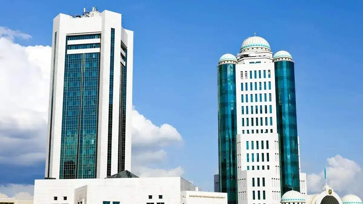 Мажилис принял законопроект по противодействию отмыванию доходов