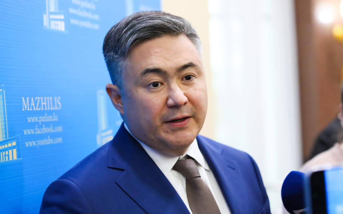 Глава Нацбанка Казахстана объяснил рост курса доллара
