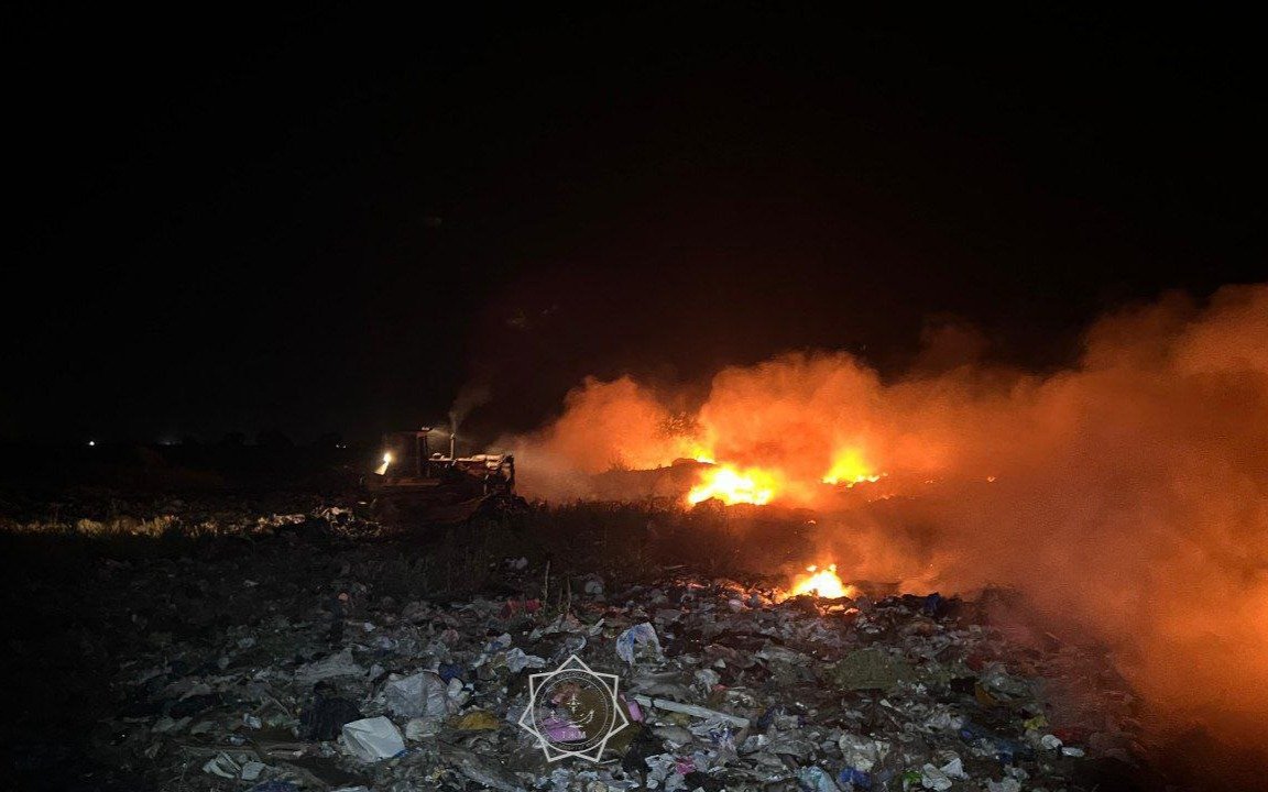 Пожарные локализовали возгорание на мусорном полигоне в Алматинской области