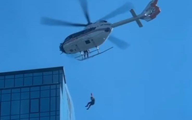 Вертолет и скопление пожарных объяснили в ДЧС Алматы