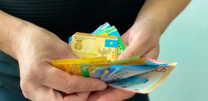 Чуть больше 90 тысяч тенге — глава Минфина о новом размере МЗП