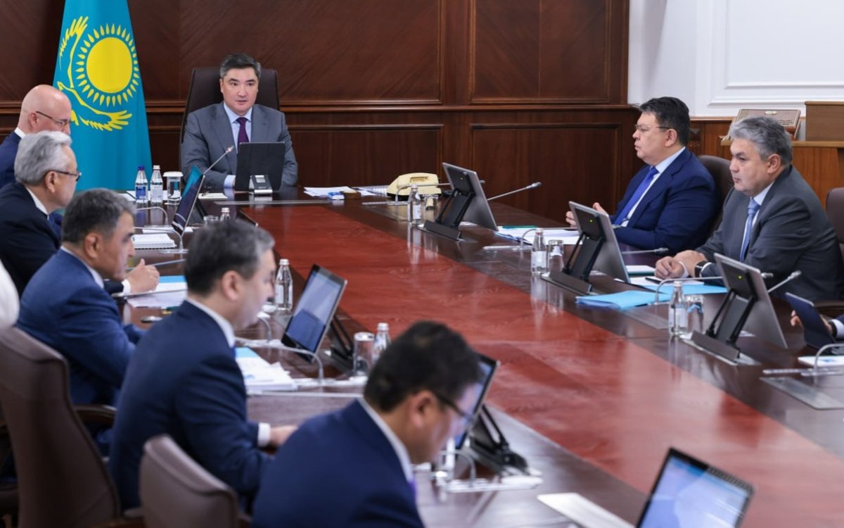 Премьер поручил акимам завершить все проекты по водоснабжению до конца года