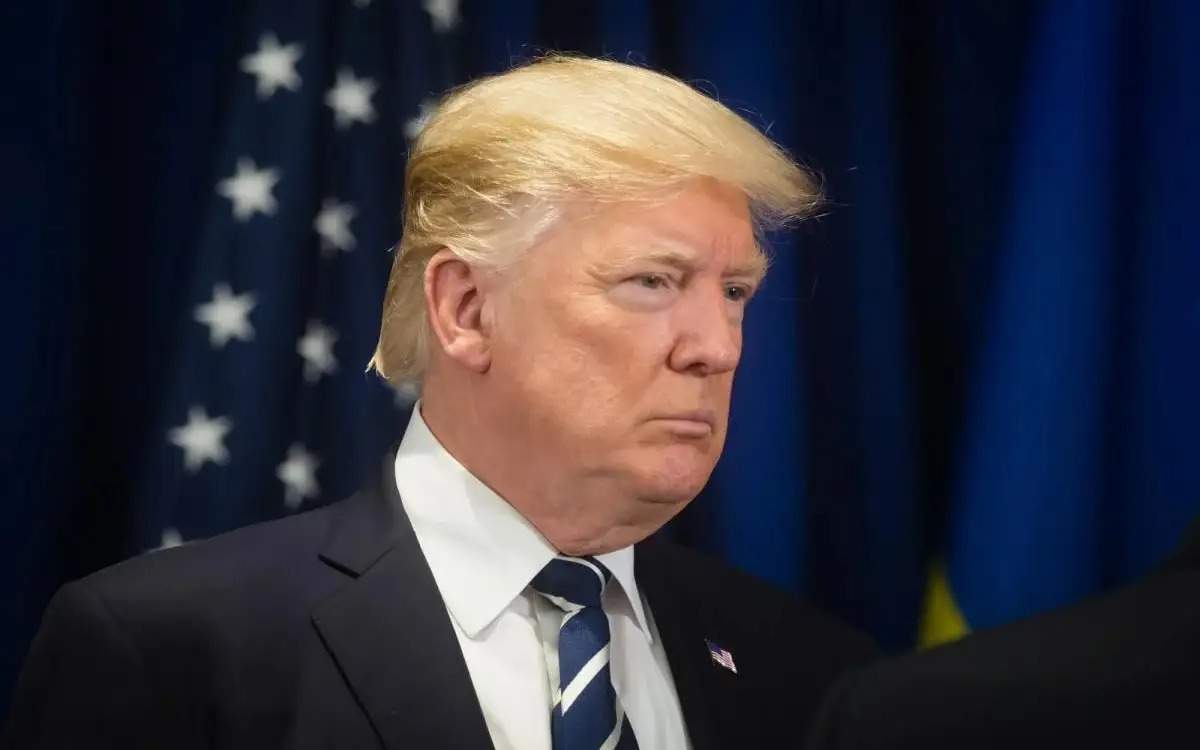 Трамп объявил о введении пошлины в размере 25% на импорт из Казахстана