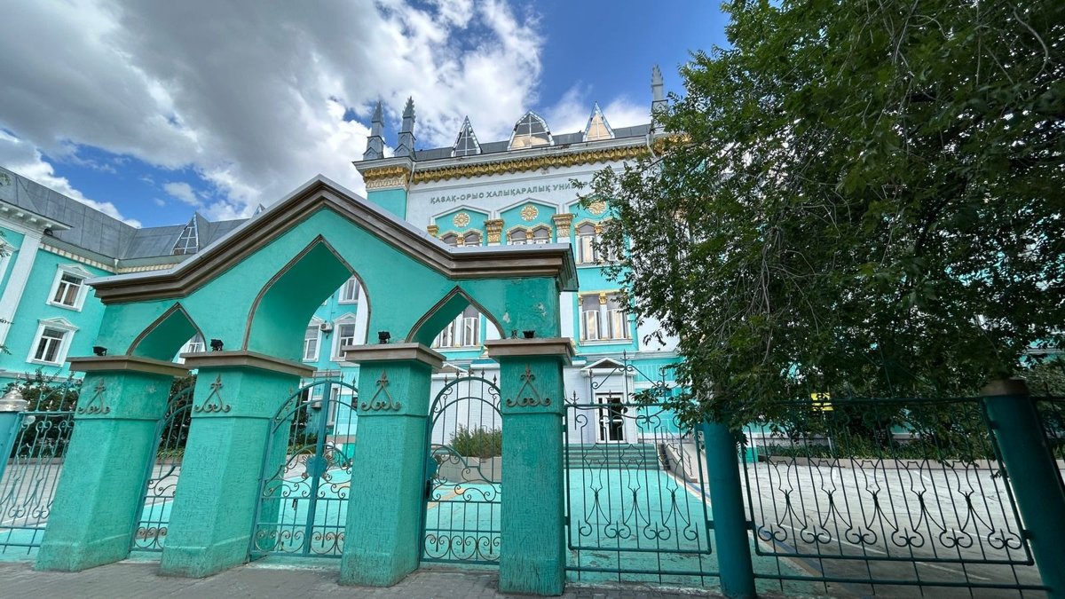 В Актобе закрылся университет — студенты переводятся в другие вузы
