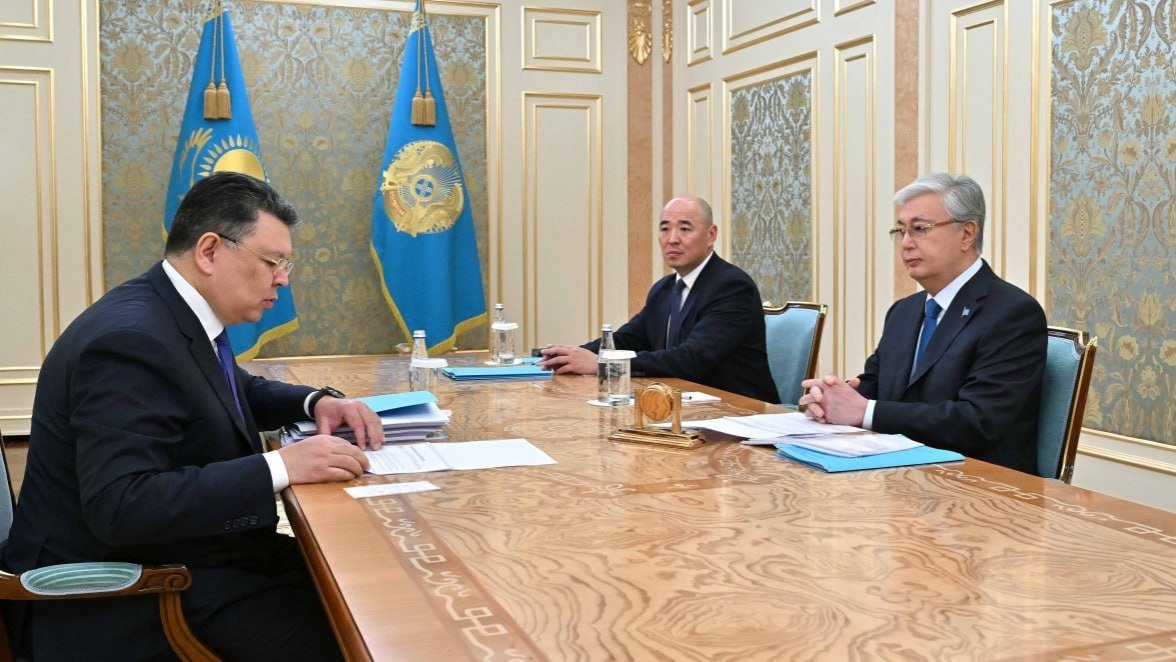 Канат Бозумбаев отчитался перед Президентом о работе по развитию регионов