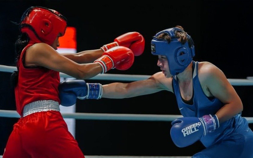 Акбота Есимбекова завоевала бронзу чемпионата Азии по боксу
