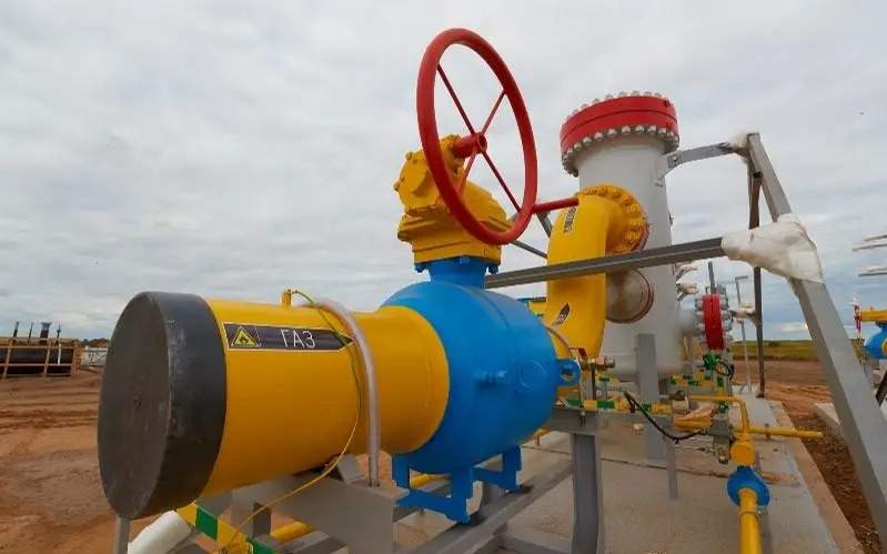 Реконструкцию газопровода на Аль-Фараби в Алматы перенесли из-за учебного года