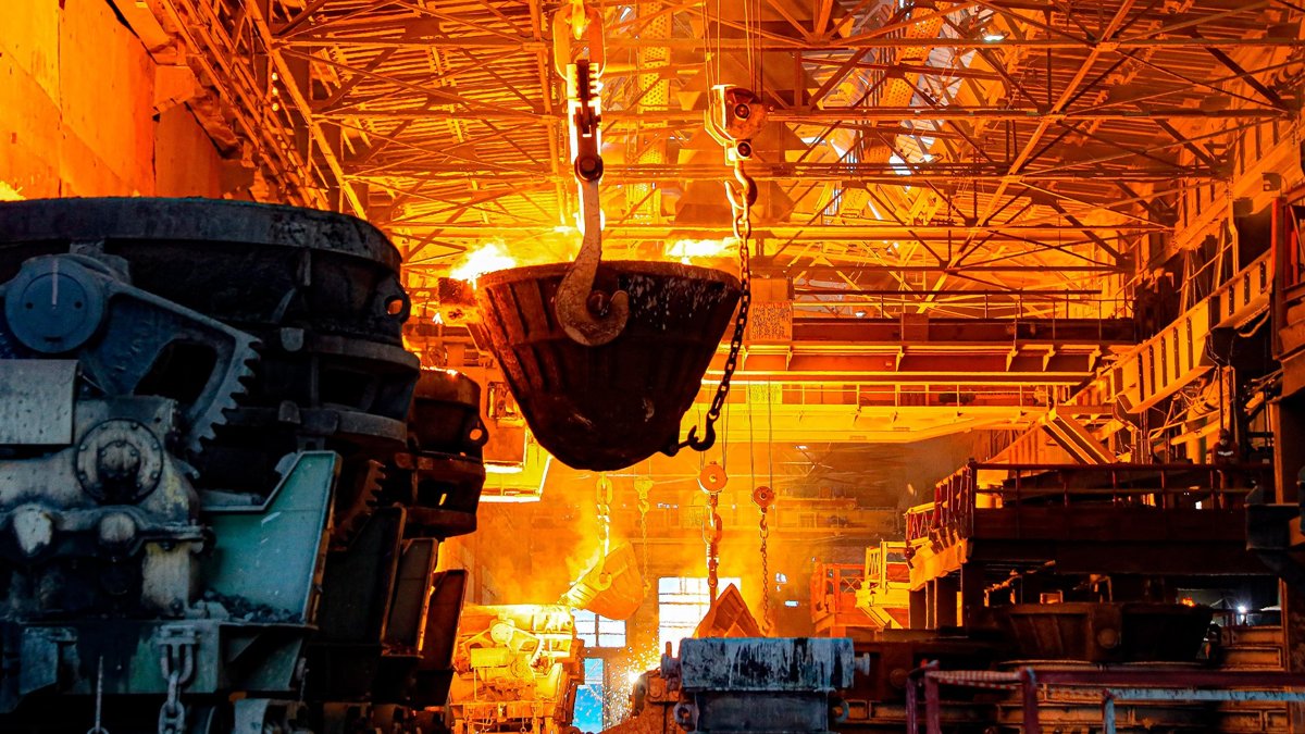Объем промышленного производства в Казахстане вырос на 6,9%