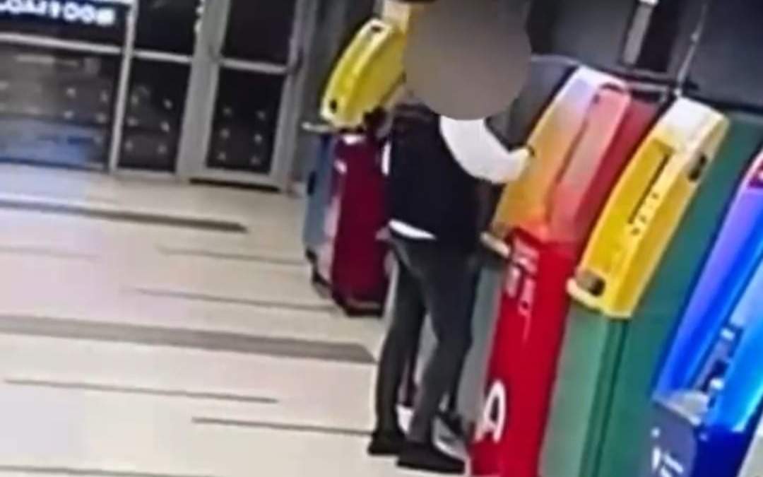 Дроппера в Таразе обязали вернуть больше 2 млн тенге
