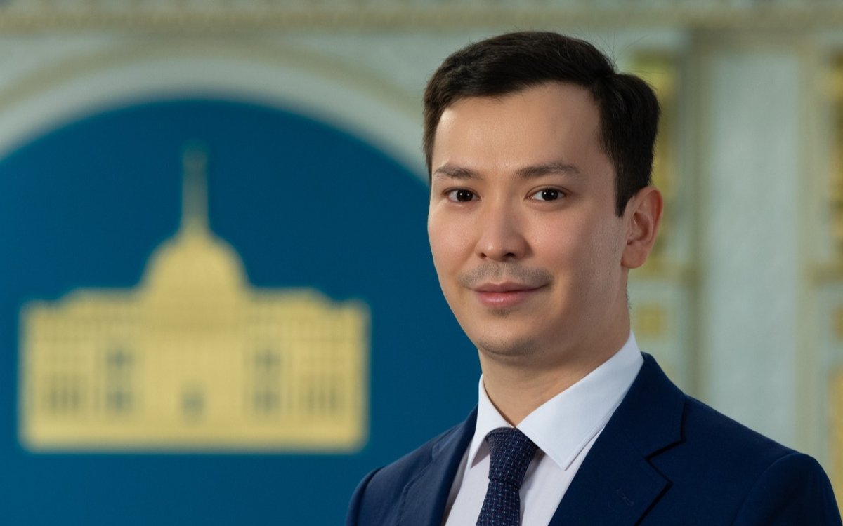 Советником Президента — начальником Службы протокола назначен Марат Ашим