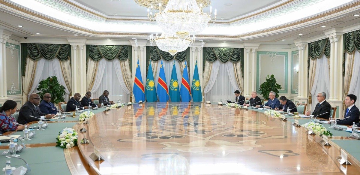 Президенты Казахстана и ДР Конго провели переговоры в расширенном формате